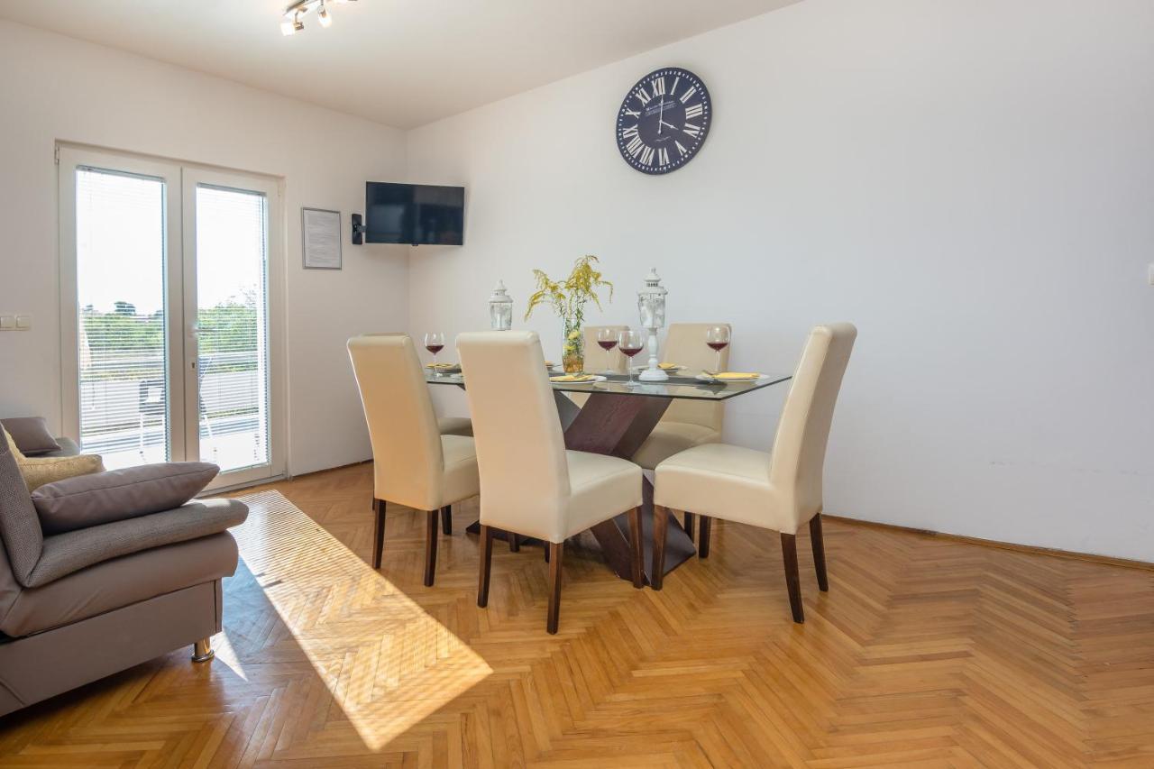 Apartment K&L Vir Zewnętrze zdjęcie